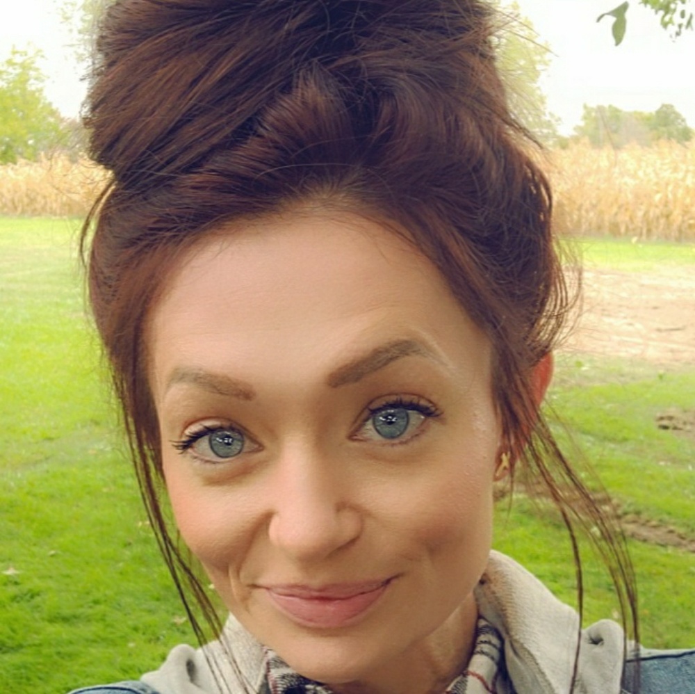 Meet your Posher, Amanda